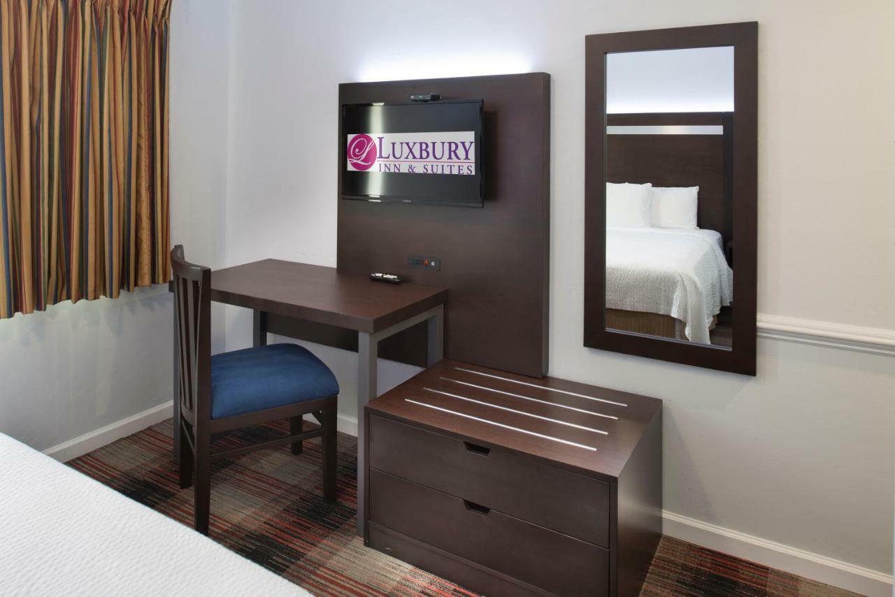 Luxbury Inn & Suites Maryville Ngoại thất bức ảnh